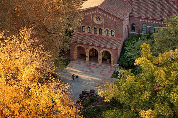 Overhead view of Kendall Hall with letters CSU visible
