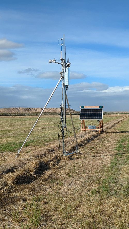 flux tower during the day, 2nd location