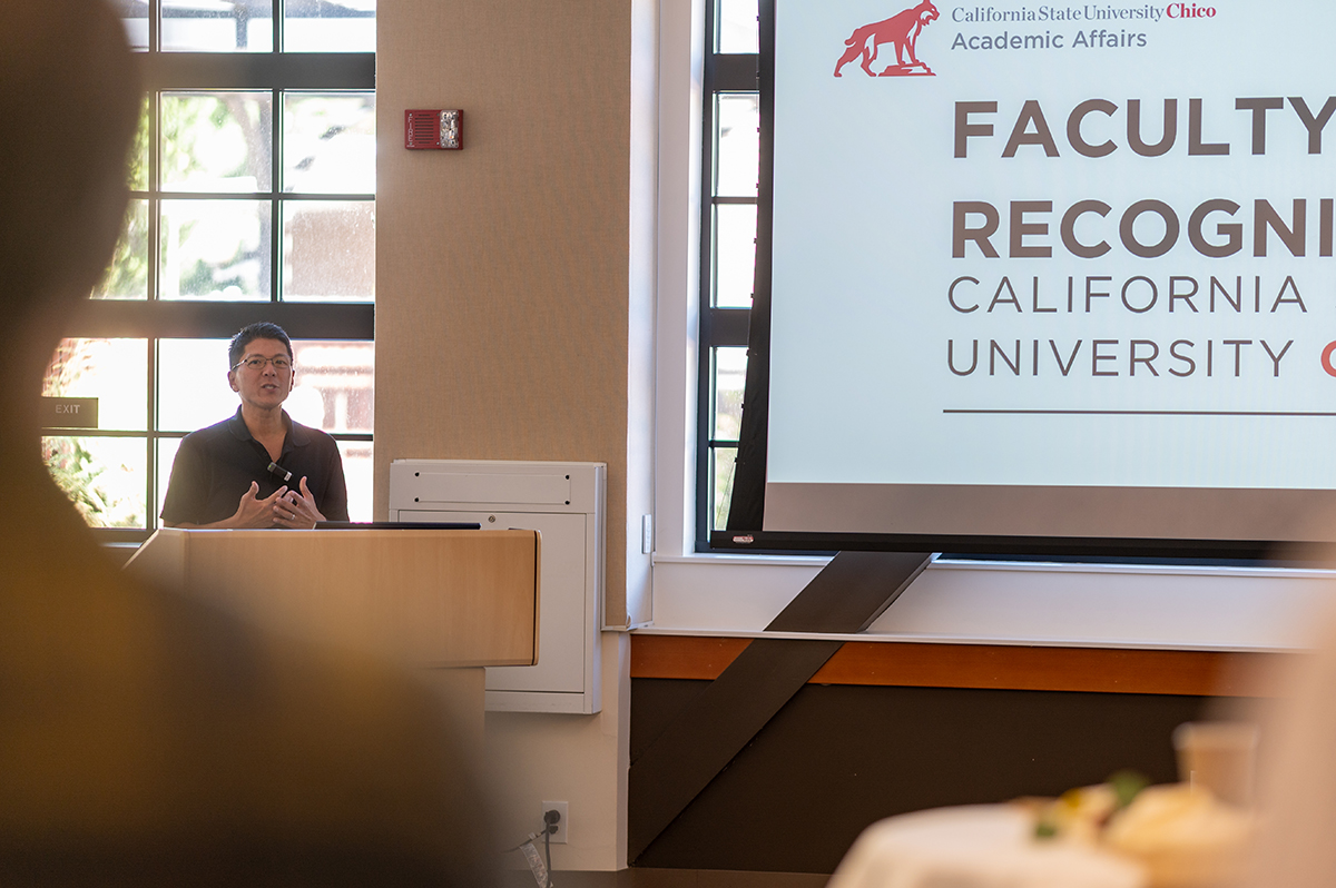 Interim Provost Lau speaks at the Faculty Recognition event